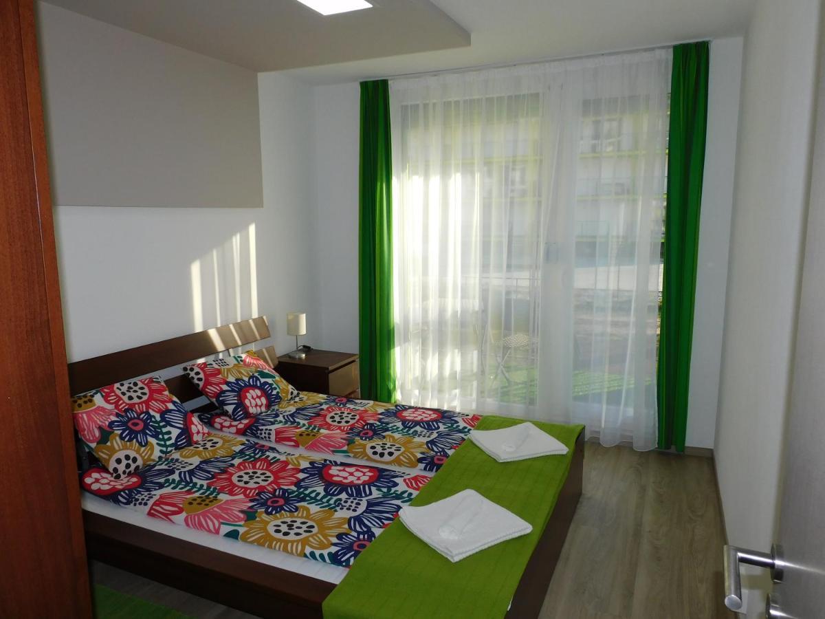 Katamaran Apartment Siofok Ngoại thất bức ảnh
