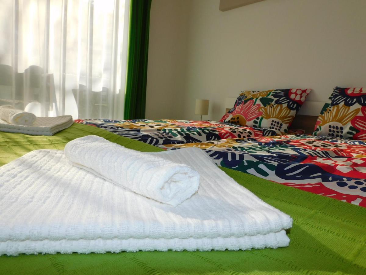 Katamaran Apartment Siofok Ngoại thất bức ảnh