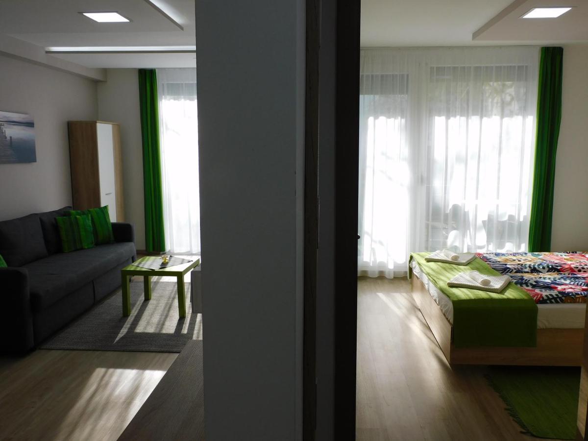 Katamaran Apartment Siofok Ngoại thất bức ảnh