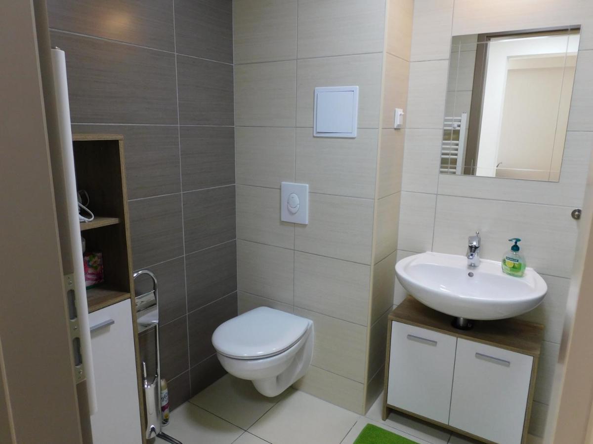 Katamaran Apartment Siofok Ngoại thất bức ảnh