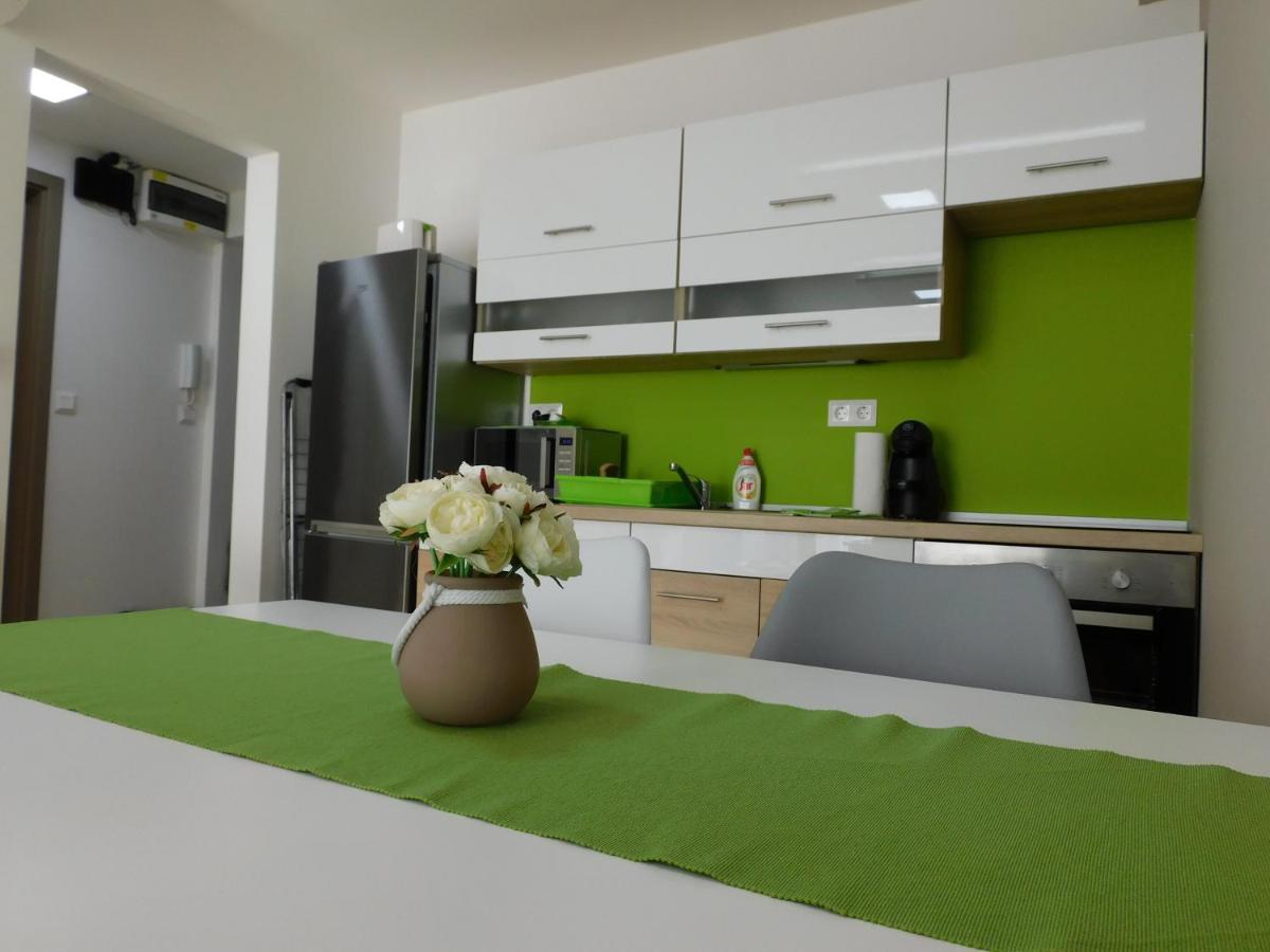 Katamaran Apartment Siofok Ngoại thất bức ảnh