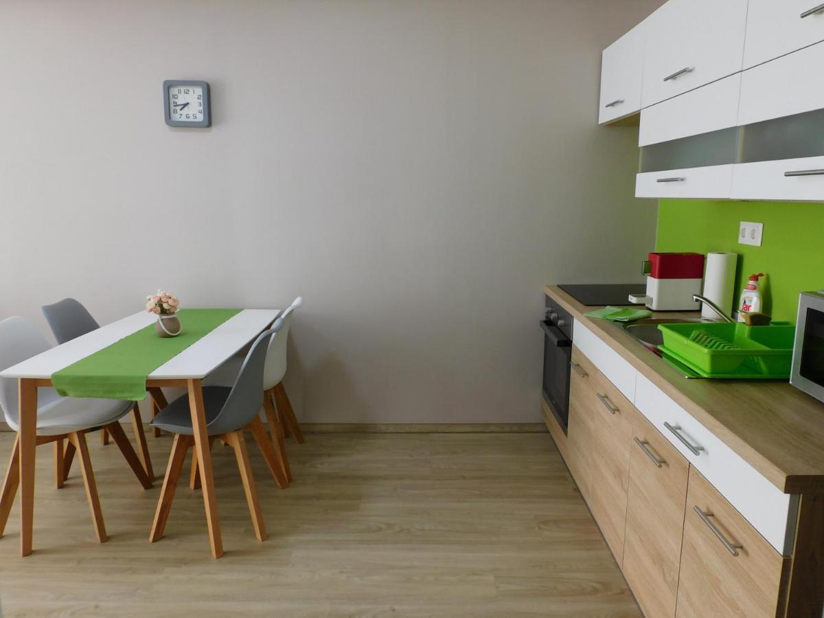 Katamaran Apartment Siofok Ngoại thất bức ảnh